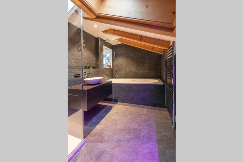 סיליסברג Exklusives Chalet Mit Traumhafter See- Und Bergsicht מראה חיצוני תמונה